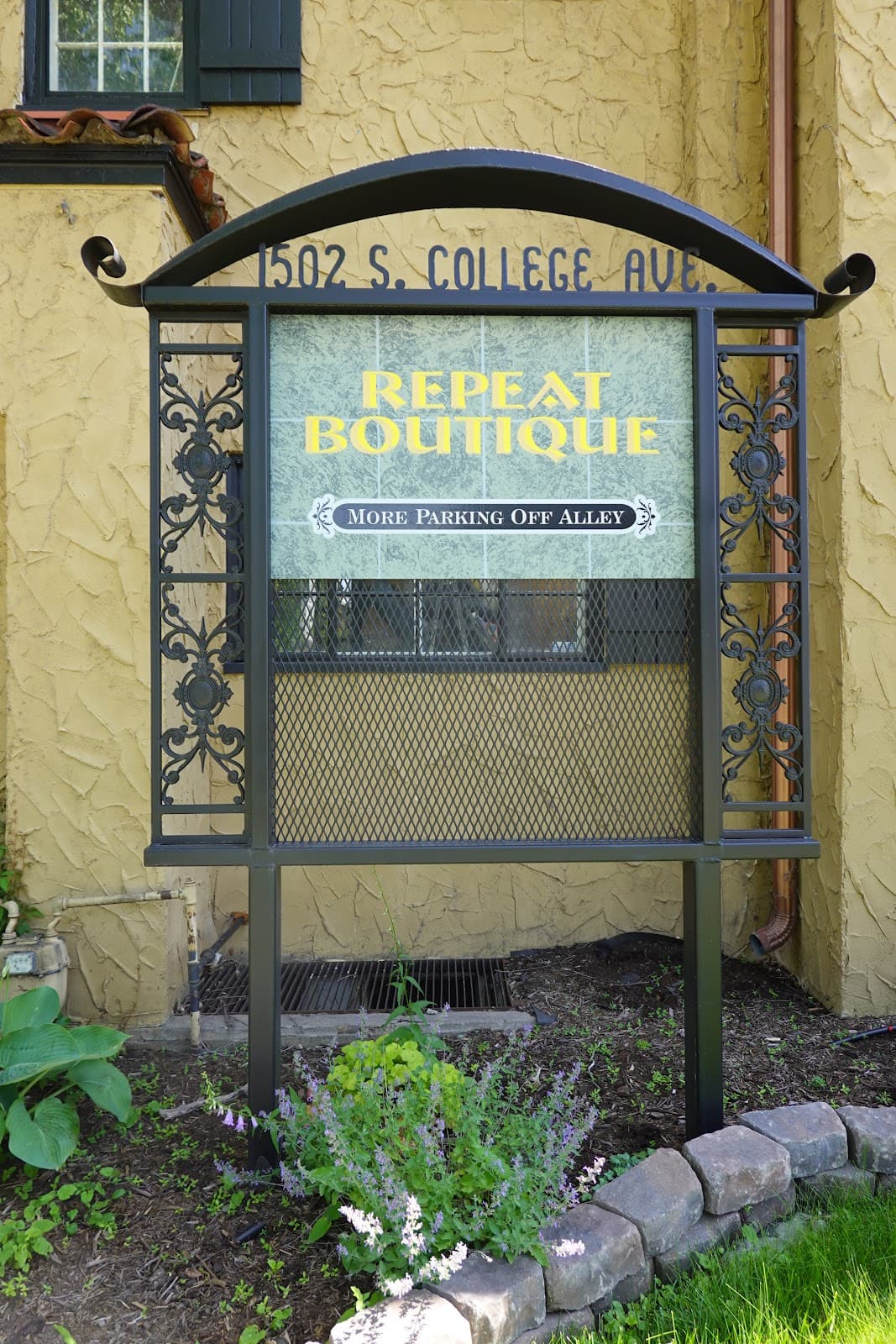 Repeat Boutique