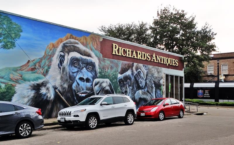 Richardβs Antiques Inc