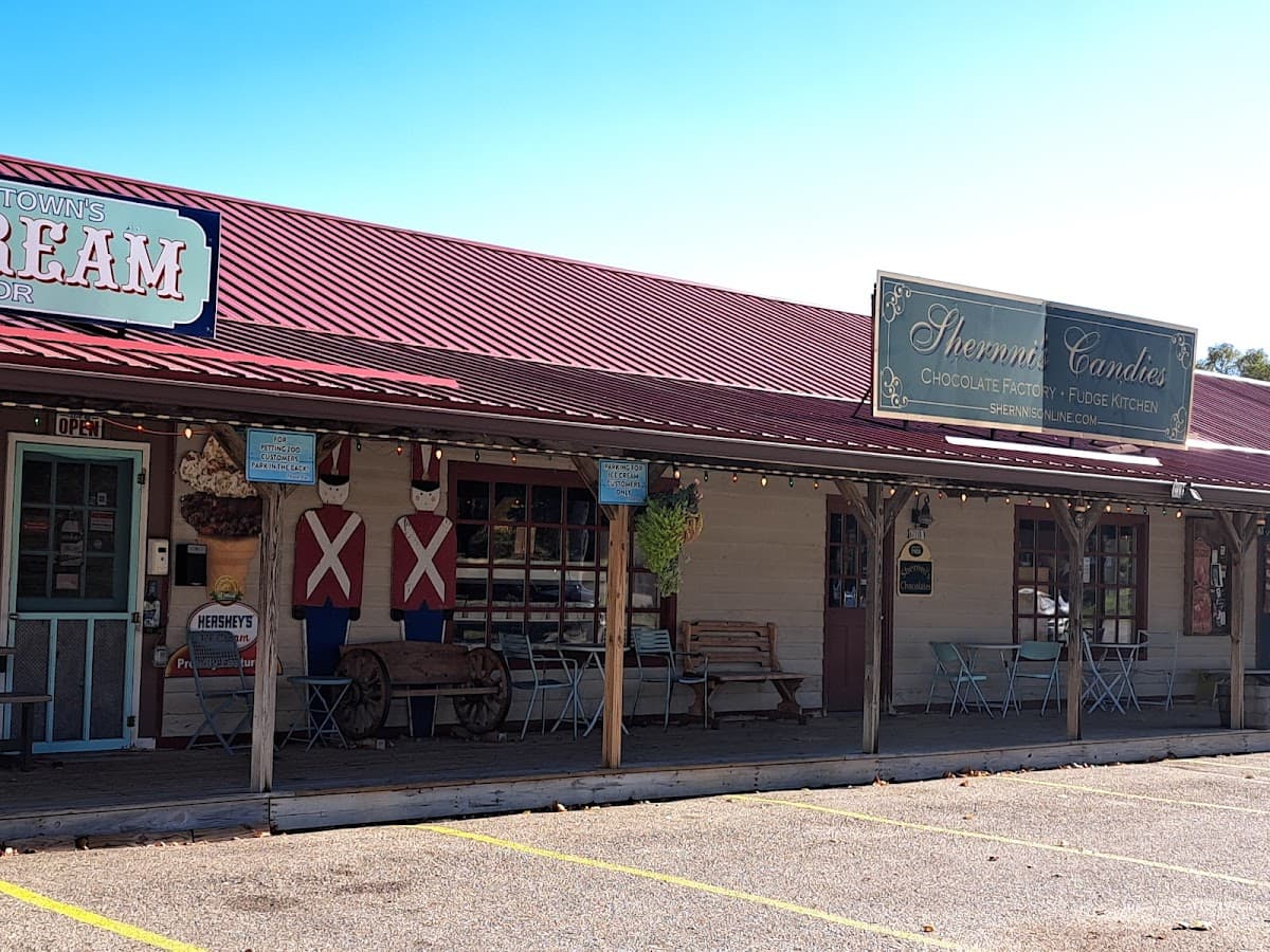 Romeo Flea Market at Frontier Town
