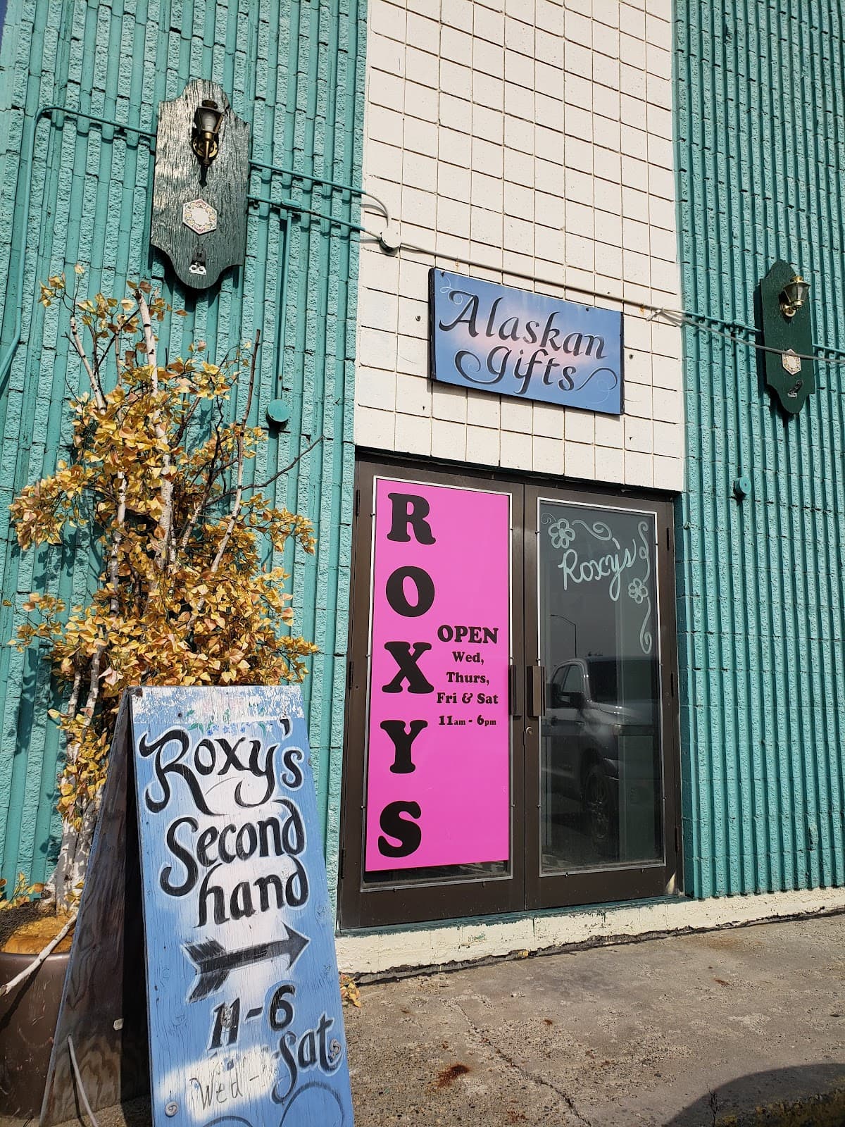 Roxyβs Secondhand
