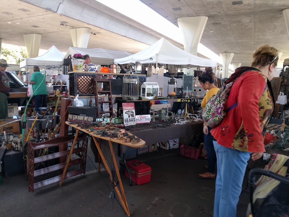 Sacramento Antique Faire