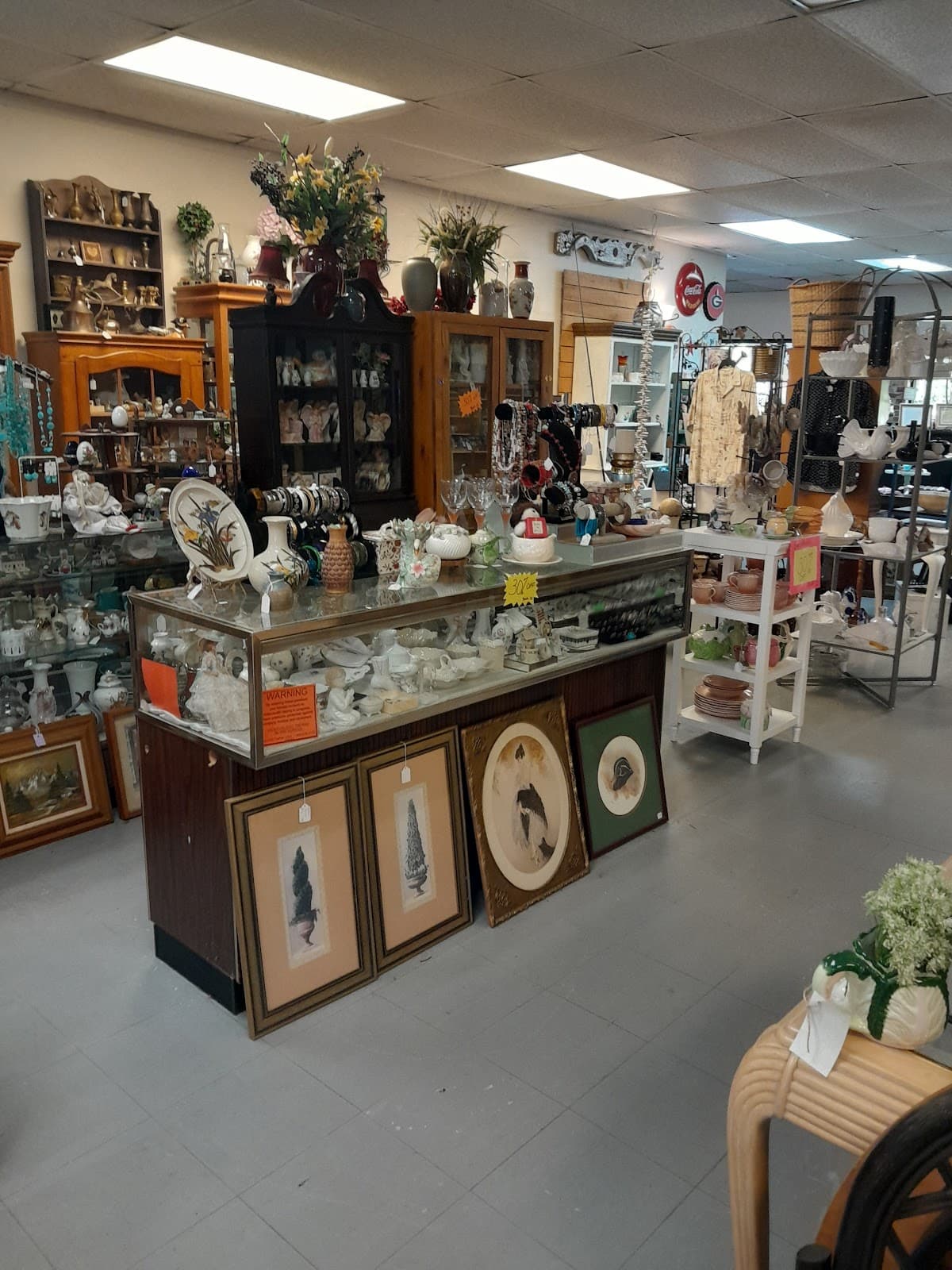 Salt River Antiques Store