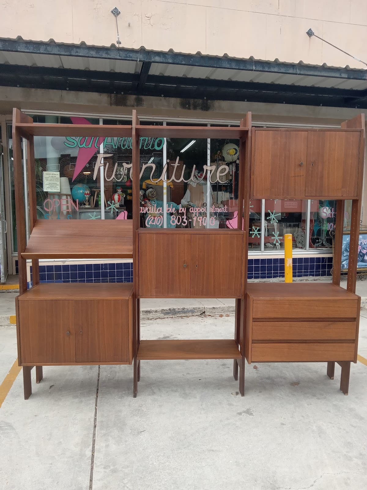San Antonio Furniture Finders