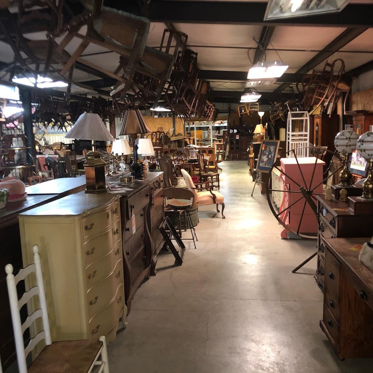 Scottsboro Antiques