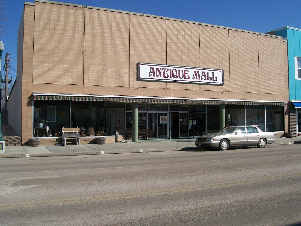 Second Impression Palace Antique Mall