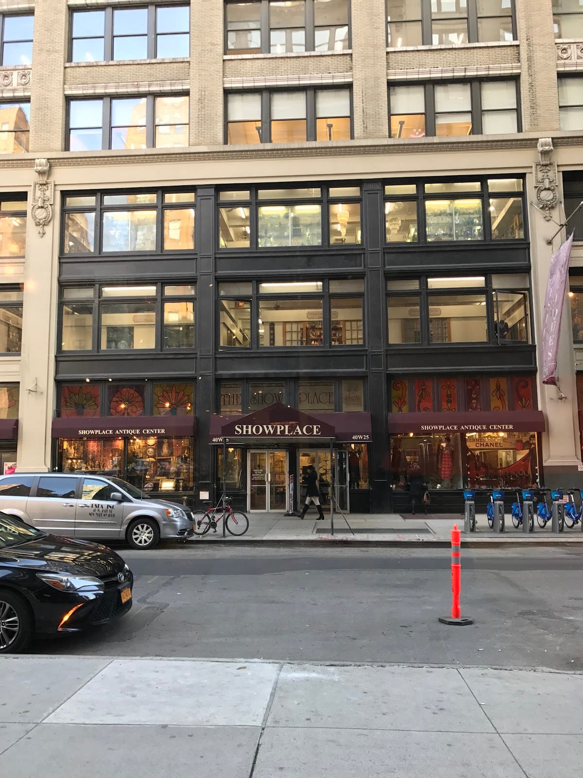 Showplace Antique + Design Center