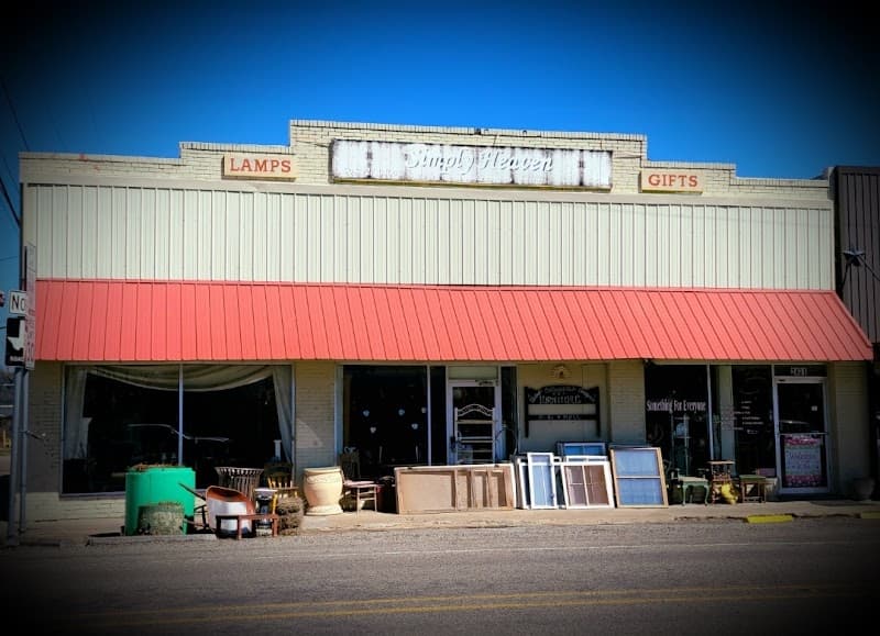 Simply Heaven Antique & Crafts