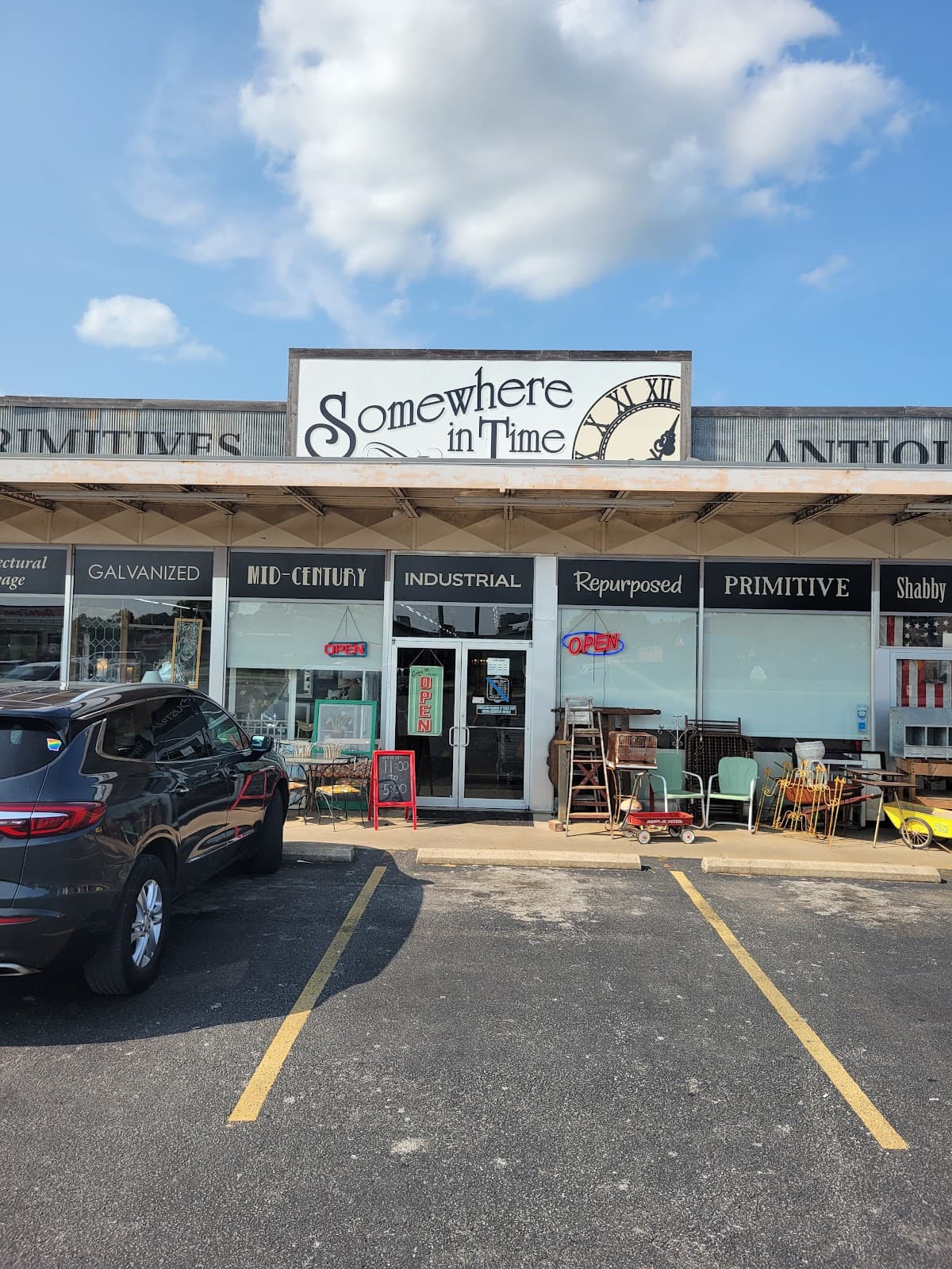 Somewhere In Time Antique Mall
