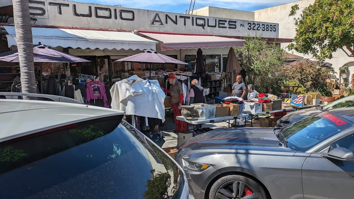 Studio Antiques