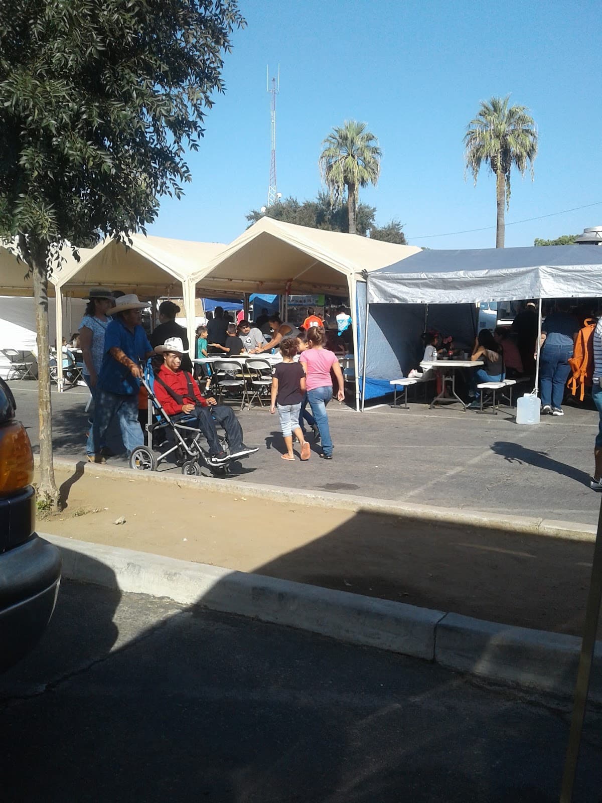 Sunnyside Swap Meet