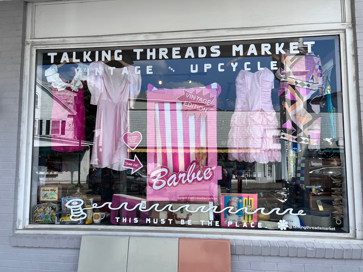 Talking Threads Market
