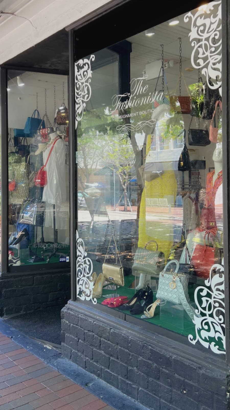 The Fashionista Consignment Boutique