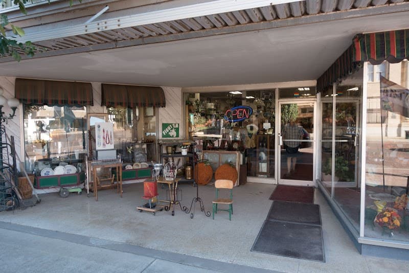 The Hub Antiques