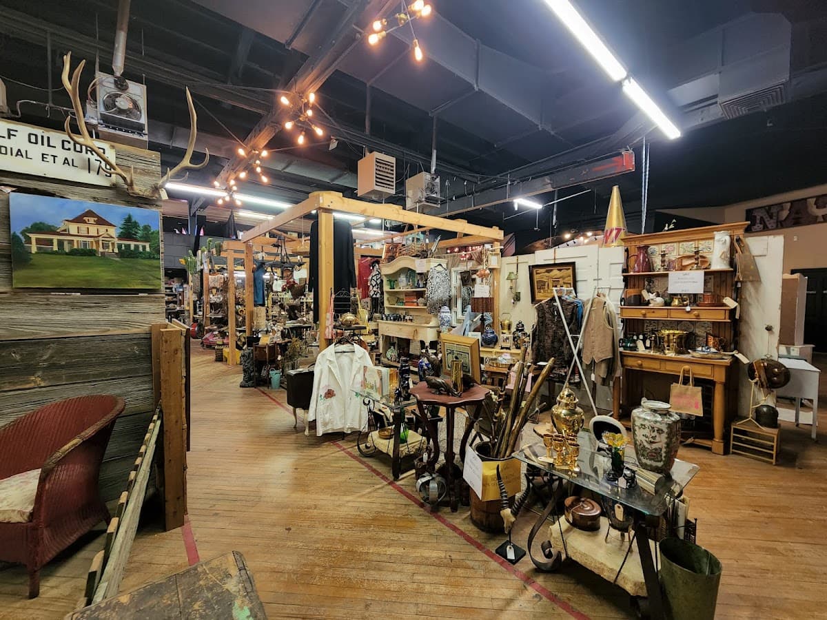 The NAT Antiques & Collectibles