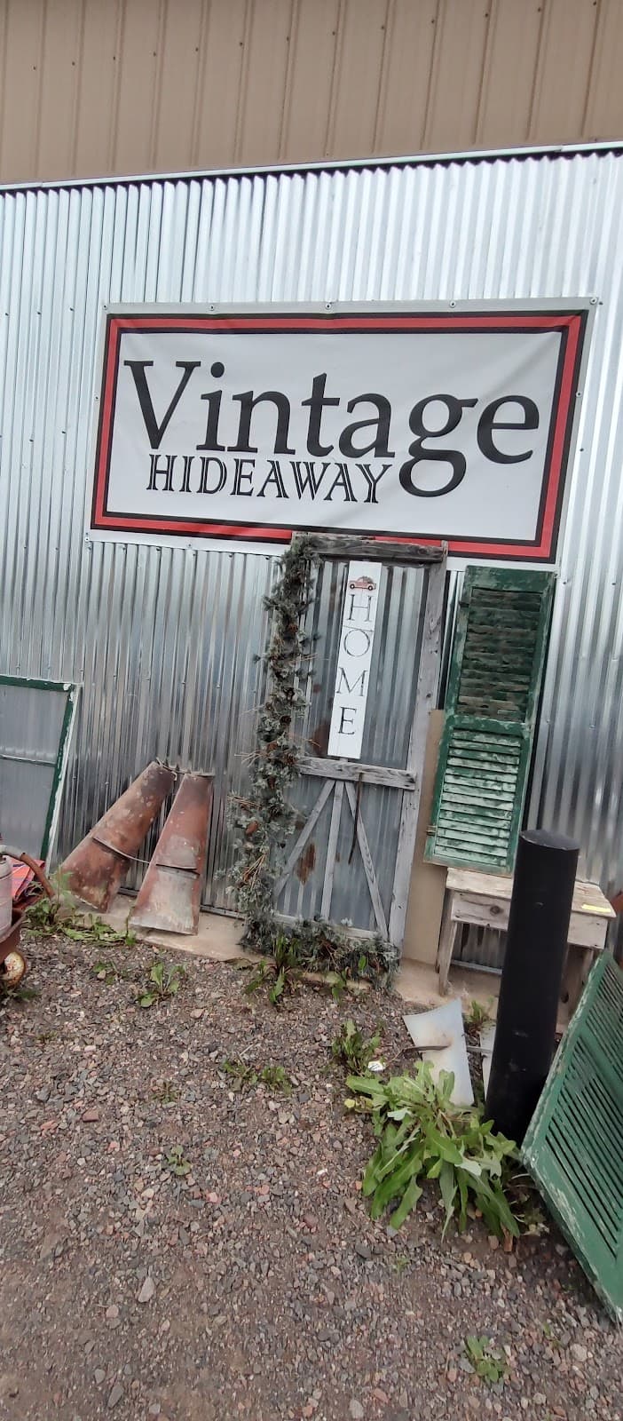 The Vintage Hideaway Marketplace