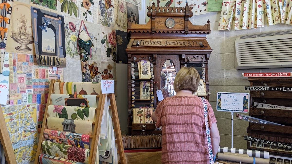 The Vintage Peddler