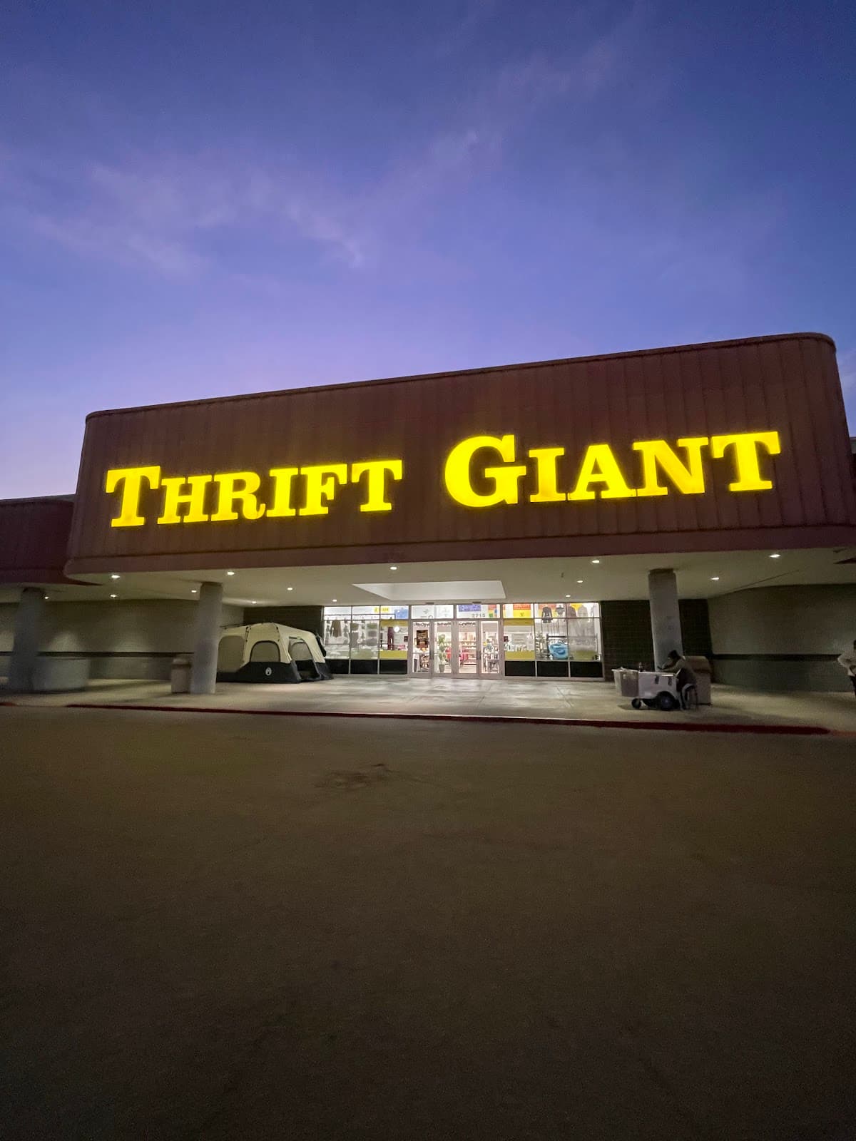 Thrift Giant