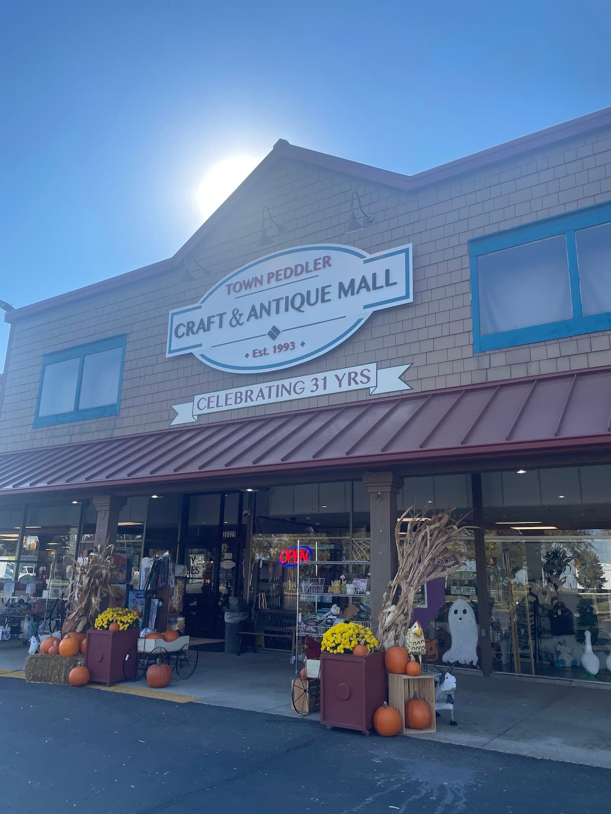 Town Peddler Craft and Antique Mall