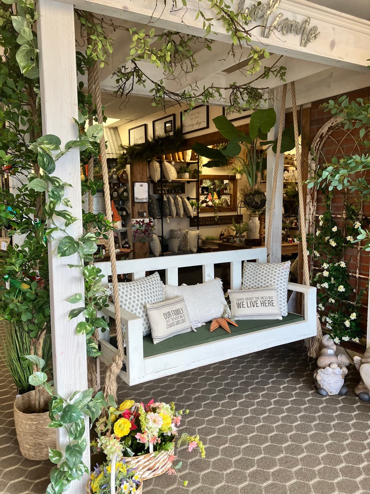 Tracy’s Treasures Home Decor Store