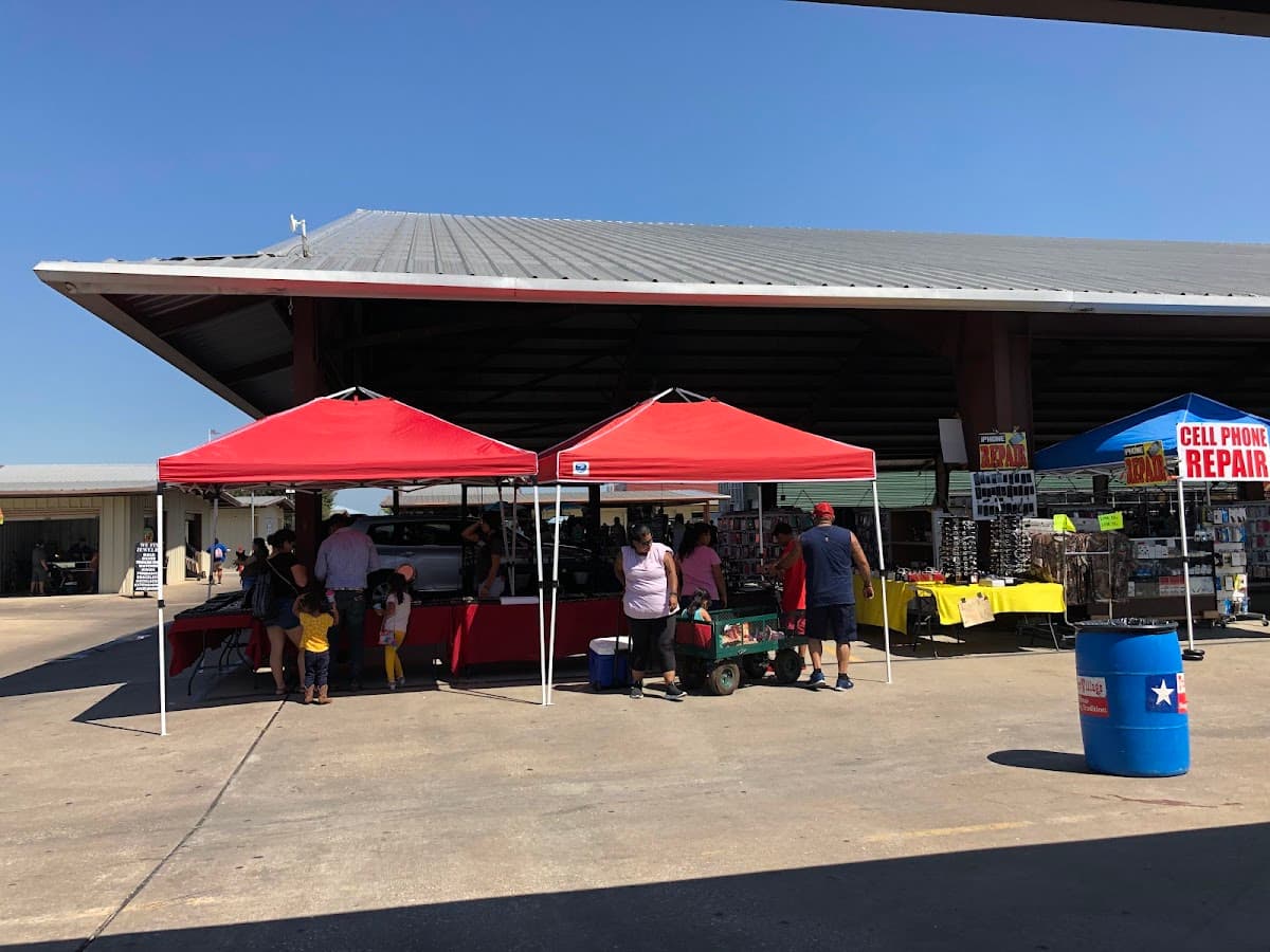 Traders Village Houston