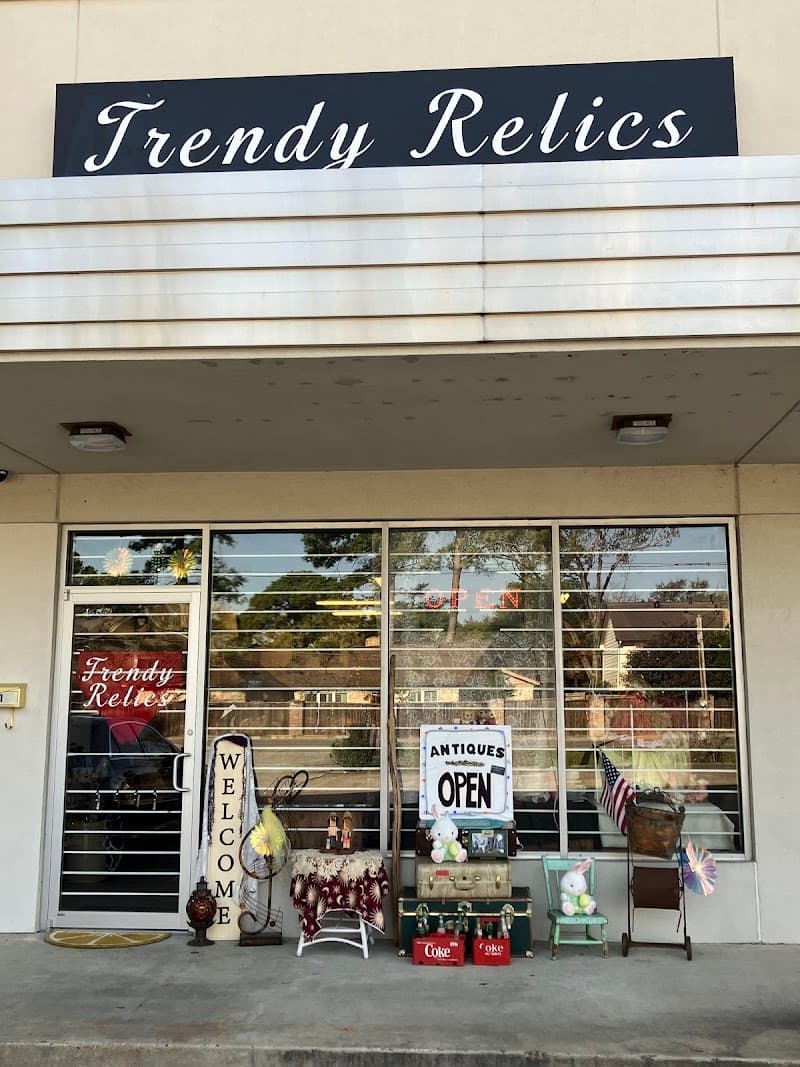 Trendy Relics Antiques & Collectibles