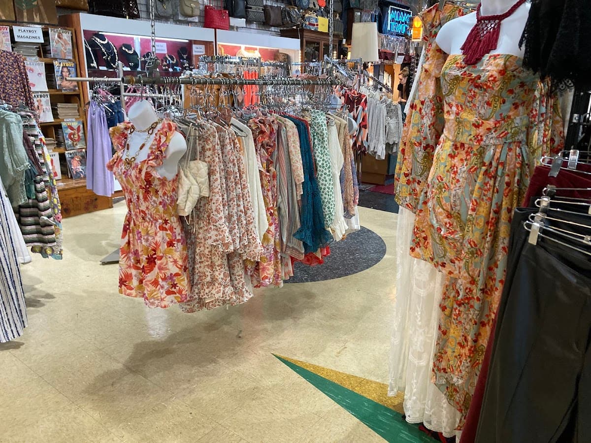 Twice Vintage Shop