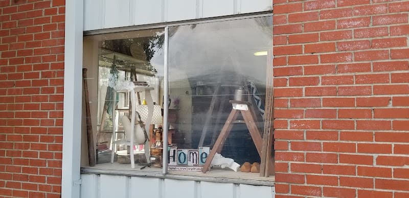 UpTown Vintage in the Avenues