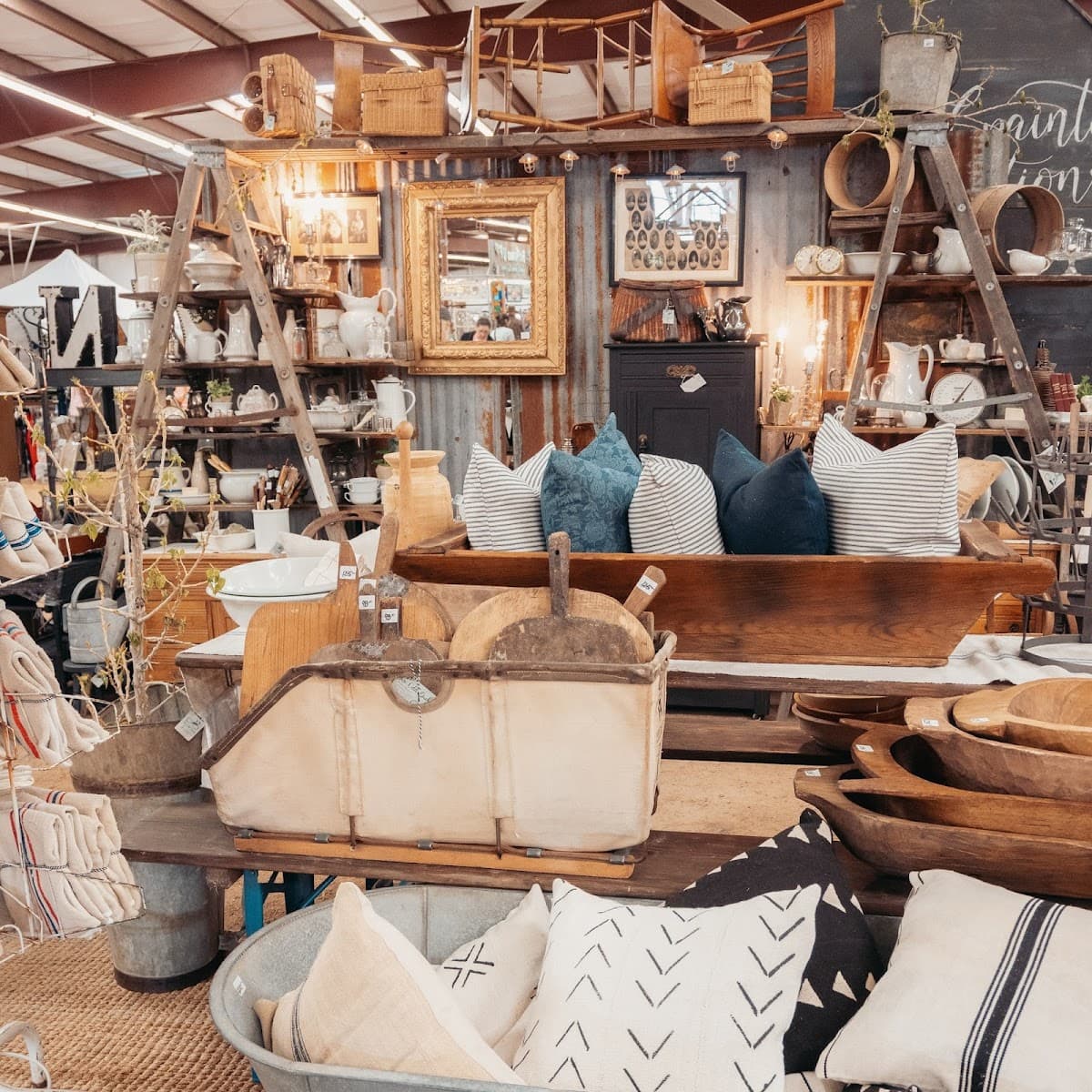 Vintage Market Days of North Idaho
