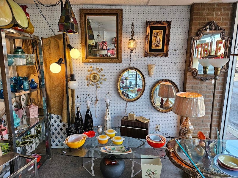Vintage Market Days of South Central Texas