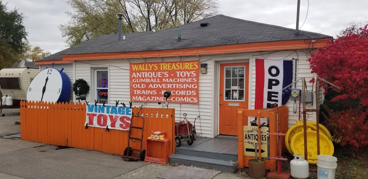 Wally’s Treasures – Vintage Antique Mall in Grand Rapids, MI