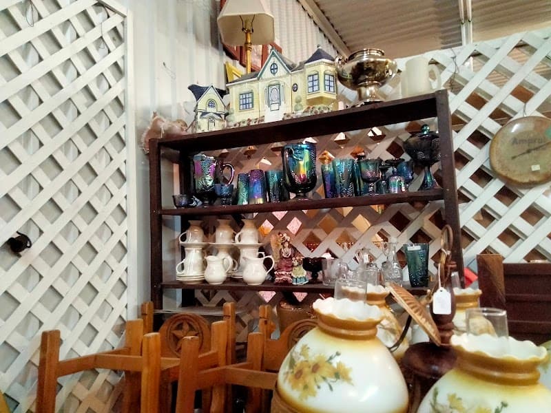 Wandas Antiques