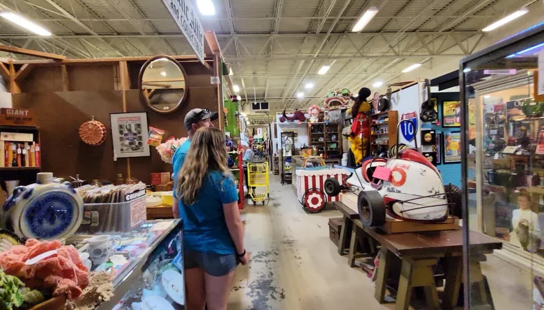Wildwood Antique Mall of Lakeland