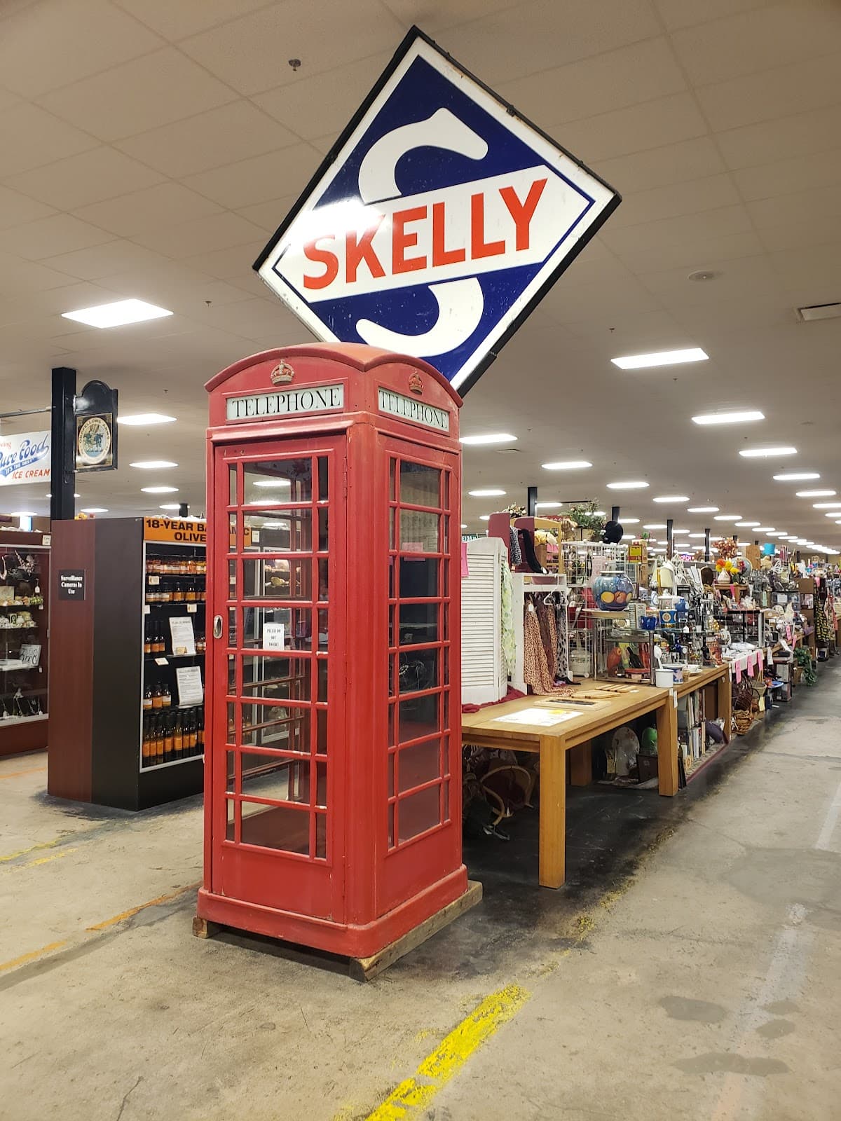 Willowstone Antique Marketplace