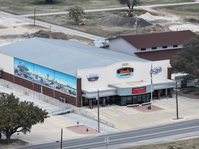Woody’s Classic Cars & Baseball Museum